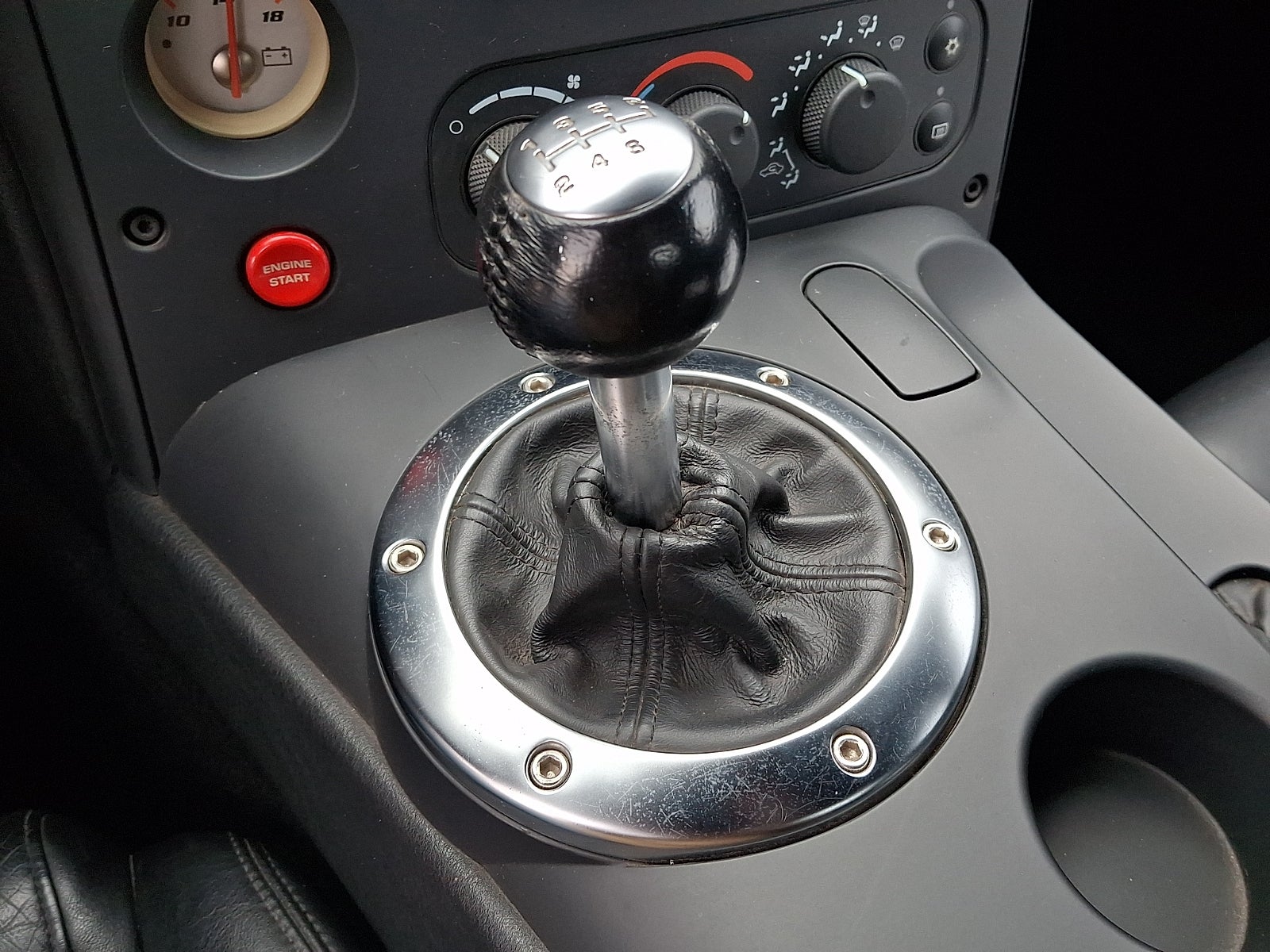 2004 Dodge Viper SRT10