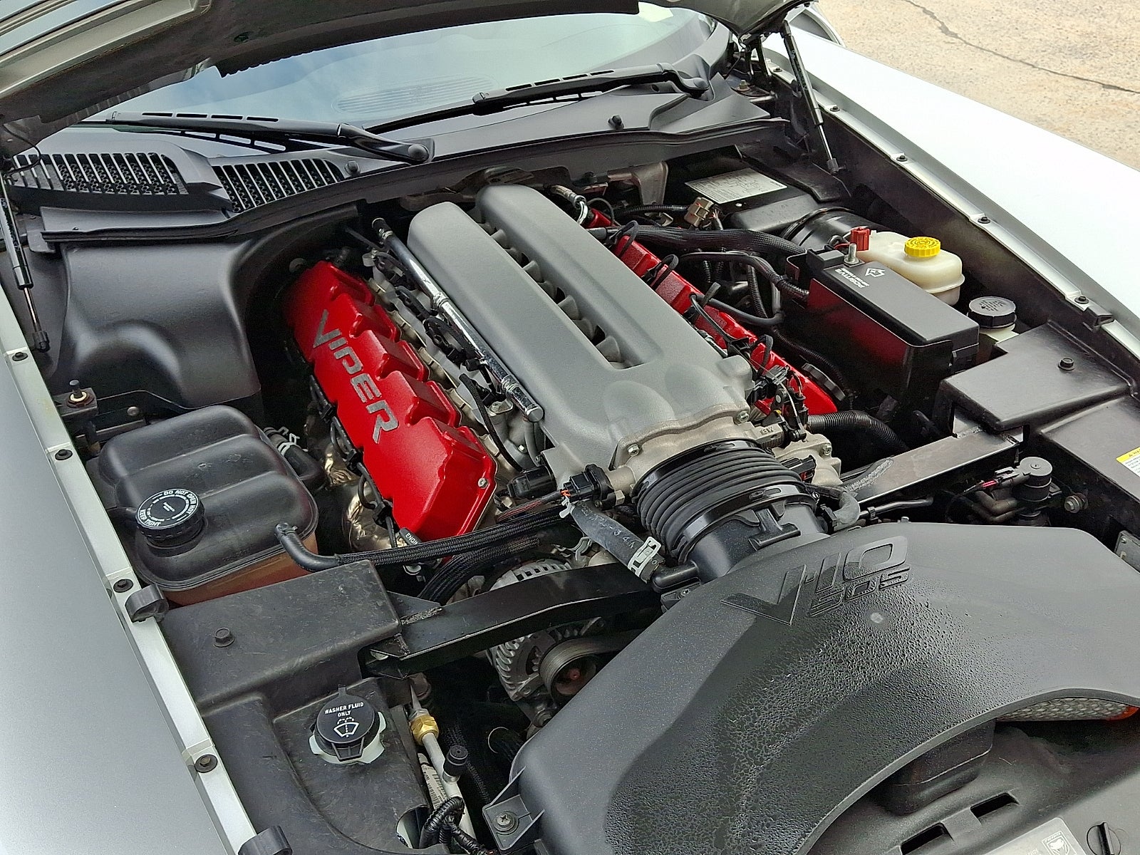 2004 Dodge Viper SRT10