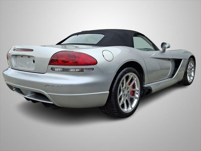 2004 Dodge Viper SRT10