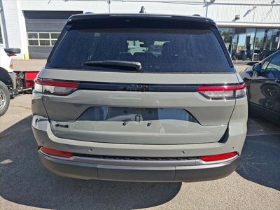 2027 Jeep Grand Cherokee GRAND CHEROKEE LAREDO ALTITUDE 4X4