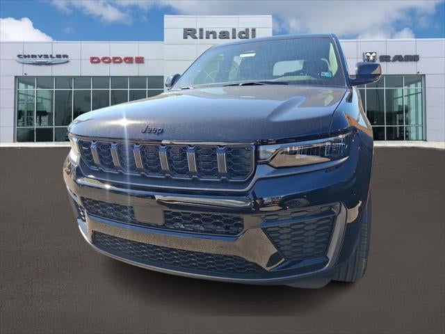 2027 Jeep Grand Cherokee GRAND CHEROKEE LAREDO ALTITUDE 4X4