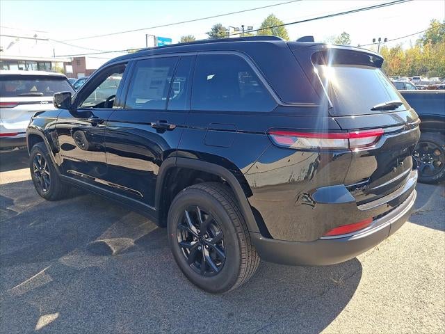 2027 Jeep Grand Cherokee GRAND CHEROKEE LAREDO ALTITUDE 4X4