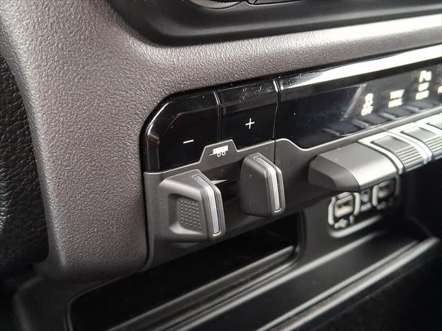 2021 RAM 1500 Big Horn Crew Cab 4x4 5'7' Box