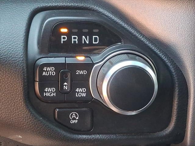 2021 RAM 1500 Big Horn Crew Cab 4x4 5'7' Box