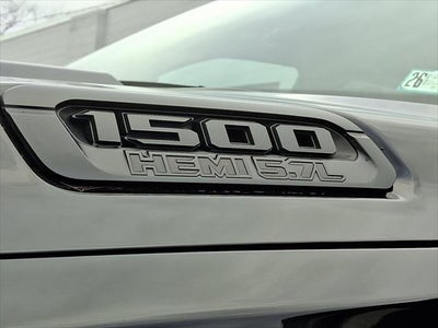 2022 RAM 1500 Big Horn Crew Cab 4x4 5'7' Box