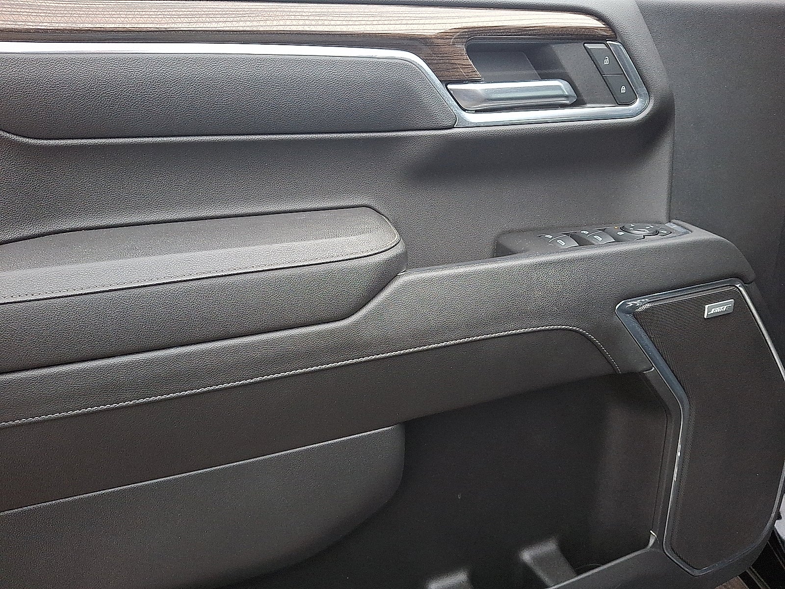 2023 Chevrolet Silverado 1500 4WD Crew Cab Short Bed RST