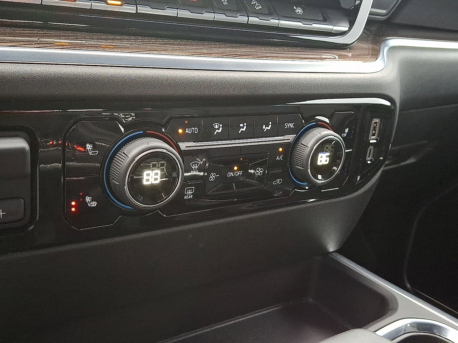 2023 Chevrolet Silverado 1500 4WD Crew Cab Short Bed RST