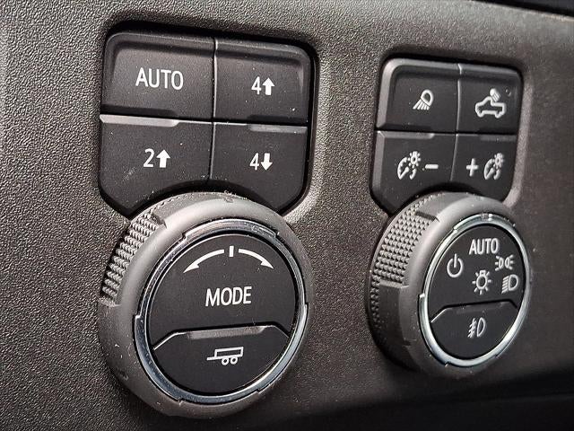 2023 Chevrolet Silverado 1500 4WD Crew Cab Short Bed RST