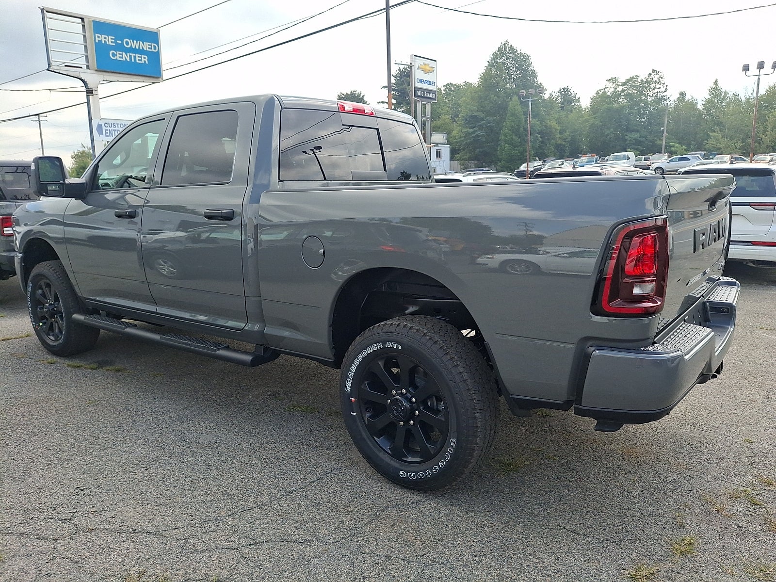 2026 RAM 2500 RAM 2500 BLACK EXPRESS CREW CAB 4X4 6'4' BOX