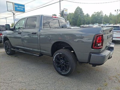 2026 RAM 2500 RAM 2500 BLACK EXPRESS CREW CAB 4X4 6'4' BOX