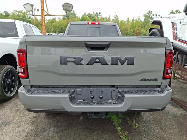 2027 RAM Ram 2500 RAM 2500 BLACK EXPRESS CREW CAB 4X4 8' BOX