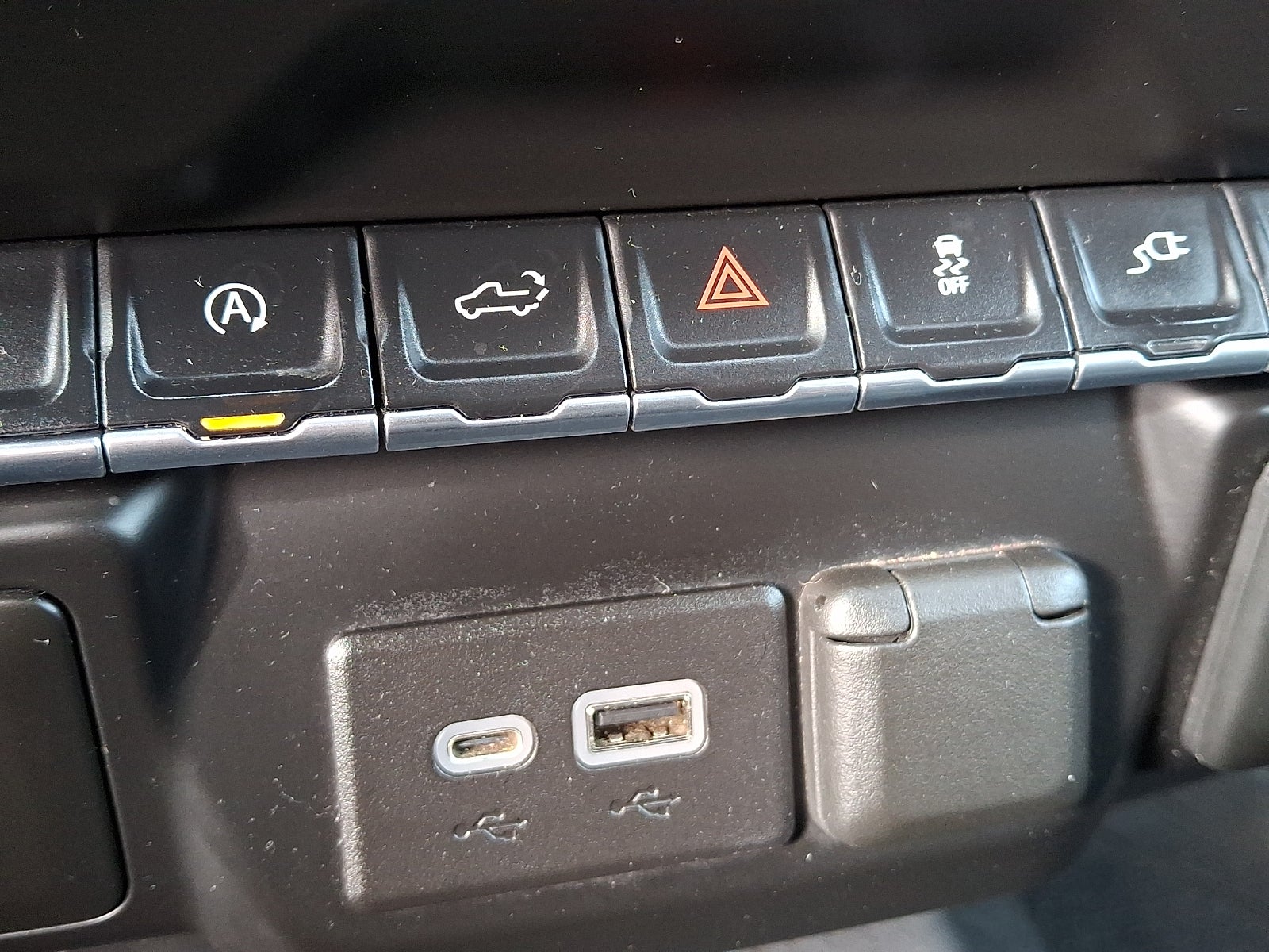 2021 Chevrolet Silverado 1500 4WD Crew Cab Short Bed Custom