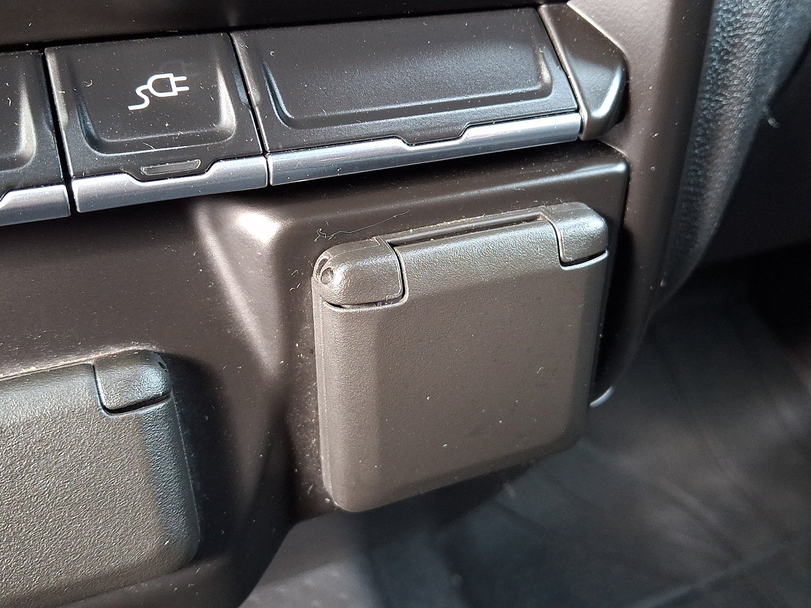 2021 Chevrolet Silverado 1500 4WD Crew Cab Short Bed Custom