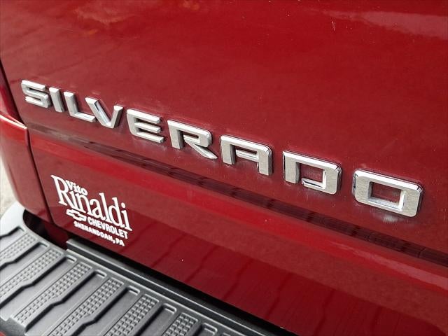 2021 Chevrolet Silverado 1500 4WD Crew Cab Short Bed Custom